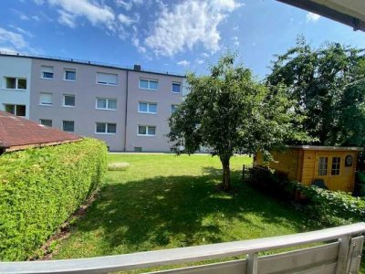 Schöne Sanierte 2-Zimmerwohnung mit Balkon und Garten