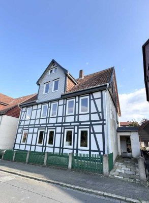 Mehrfamilienhaus mit Entwicklungspotenzial in Goslar – 5 Einheiten möglich + vermieteter Anbau