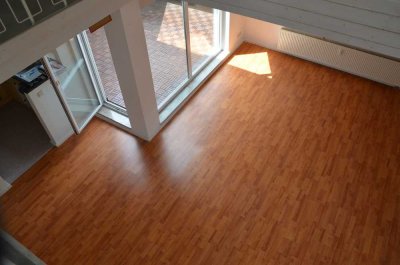 Freundliche und gepflegte 3,5-Raum-Dachgeschoss-Galeriewohnung ohne direkte Nachbarn Niefern-Öschel.