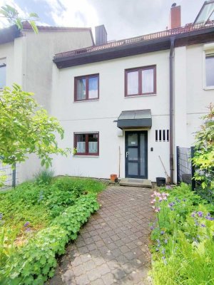 Freundliches gepflegtes Reihenhaus in München Bogenhausen