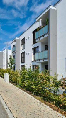 Altersgerechte, freie 2-Zimmer Wohnung in Straubing mit Tiefgaragenplatz u. Küche, KfW 55
