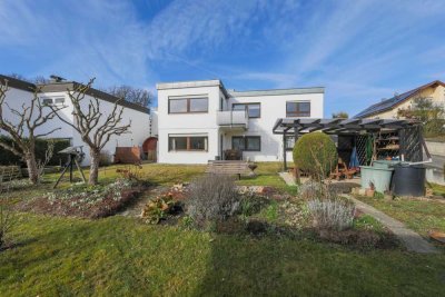 Flachdachbungalow in bester Lage!