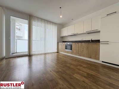 Herrliche große Wohnung mit Aussicht &amp; Loggia