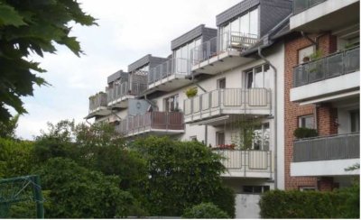 Vollständig renovierte 2-Zimmer-Wohnung*Große Terrasse*Rheinnähe* TG-Stellplatz*Modern*