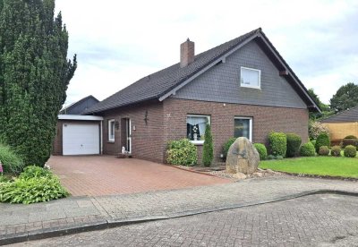 Solide und Beharglich: 4-Zimmer-Bungalow mit Wintergarten in ruhiger Lage