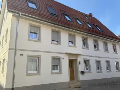 Stilvoll sanierter Altbau mit Charme und viel Licht