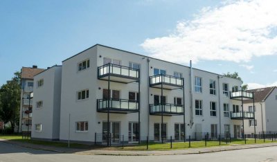 Top Moderne Zwei Zimmer Whg. mit offener Küche und Balkon!