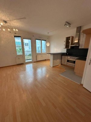 Helle 1-Zimmer-Gartenwohnung mit Terrasse – ideal für Singles oder Pendler