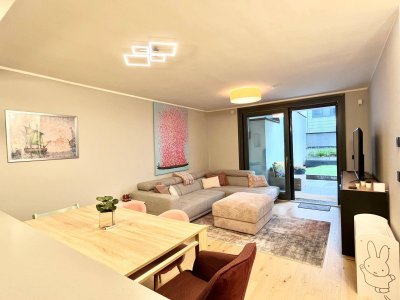 Moderne 3-Zimmer-/2-Badezimmer-Gartenwohnung mit Terrasse im Botschaftsviertel – Ruhige Lage direkt am Modenapark