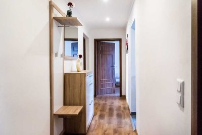 Gemütlich renovierte, teilmöblierte 3-Zimmer-Wohnung ++Balkon++Parkplatz++Zentrum