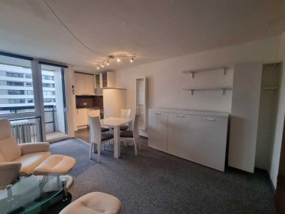*geschmacksvoll möbelierte 1-Raum-Wohnung mit Balkon und EBK in Nürnberg, Wöhrder See*