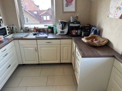 Neuwertige 4-Zimmer-Wohnung mit Balkon in Bedburg