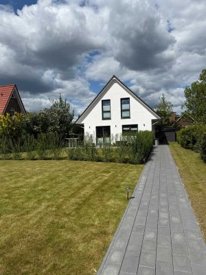 Freundliches 5-Zimmer-Einfamilienhaus mit gehobener Innenausstattung und EBK in Hamburg Sasel