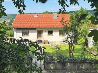 Einfamilienhaus mit Einliegerwohnung