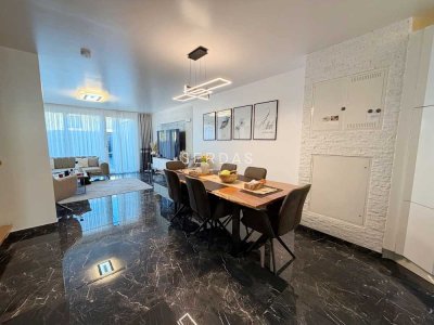 Neuwertiges RMH (BJ 2017) mit 145 m², 5,5 Zimmer, 2 Bädern & Garage