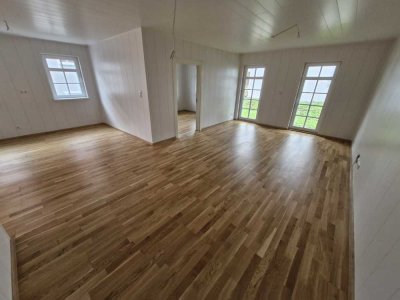 2 Zimmer Erdgeschoss Wohnung in Ranstadt mit Badewanne und Dusche und in ökologischer Holzbauweise