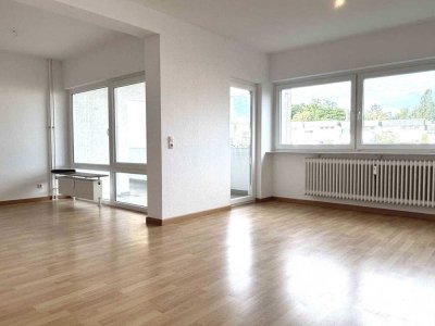 Gemütliche 3,5 Zimmer-Etagenwohnung in Taunusstein - Wehen