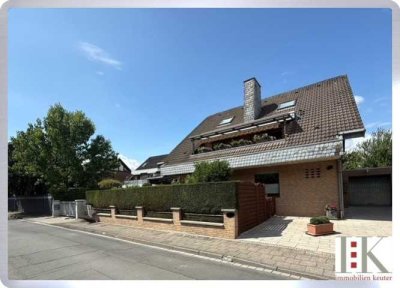 Attraktive Souterrain-Wohnung#Terrasse# ... Zentrale Lage in Kaarst!