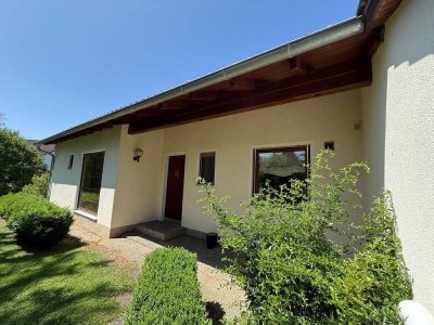 Freistehendes Einfamilienhaus in Sulzbach-Rosenberg auf großzügigem Grundstück in attraktiver Lage