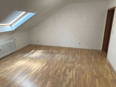 2,5 Zimmer Dachgeschosswohnung "Ober-Roden" max. 2 Personen