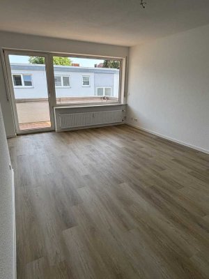 Frisch sanierte 2-Zimmerwohnung mit Balkon in ruhiger, dennoch zentraler Lage Friedbergs!