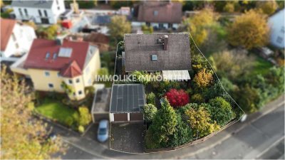 Geräumiges Haus mit zwei Wohneinheiten, Garten und Doppelgarage – ideal für Familien oder Anleger