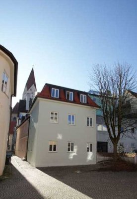 Stilvolle Ruheoase in der Altstadt – Exklusive Dachterrasse für unvergessliche Momente zu zweit