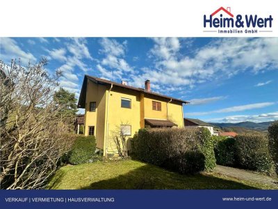 Großzügiges 2- oder auf Wunsch 3-Familienhaus mit modernisierter Einliegerwohnung in Staufenberg