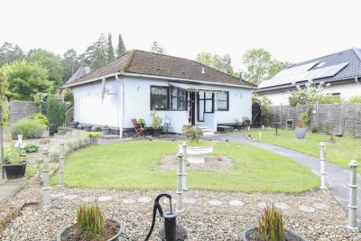 Charmanter Bungalow mit großem Gartenidyll – Rückzugsort in ruhiger Lage von Garstedt