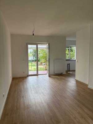 Erstbezug nach Sanierung - Einfamilienhaus mit Garten