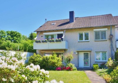 Großes Ein-bis Zweifamilien-Reihenendhaus mit vielen Möglichkeiten in bester Lage von Hilden-Süd
