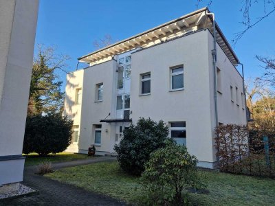 Provisionsfrei - moderne 2 Zimmer-Wohnung mit Balkon in bester Lage