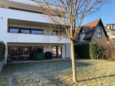 Exklusive 4-Zimmer Erdgeschosswohnung mit Garten in Kirchheim unter Teck