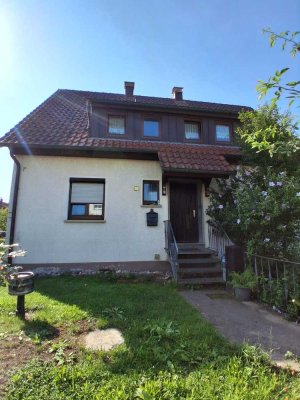 Attraktives Mehrfamilienhaus mit viel Potenzial – Provisionsfrei direkt vom Eigentümer