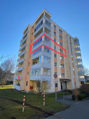 Super gepflegte 2-Raum-Wohnung mit EBK und Balkon/Wintergarten in Bayreuth-Meyernberg