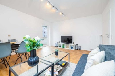 Frisch sanierte 3-ZKB mit Süd-Balkon, Keller & Speicher – Provisionsfrei