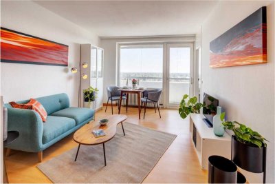 Möbliertes helles Apartment mit Loggia, Panoramablick & Pool zur Mitbenutzung