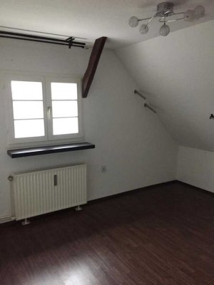 Ansprechende und vollständig renovierte 2,5-Zimmer-DG-Wohnung in Sprockhövel