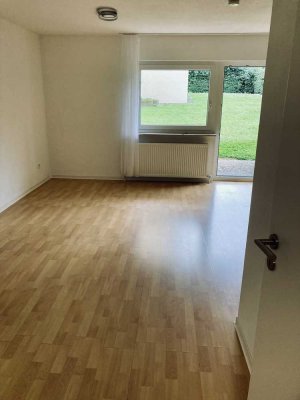 Möblierte und gepflegte 1-Zimmer-Wohnung mit Terrasse und EBK in Sachsenheim
