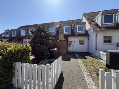 Exzellentes RMH mit viel Platz auf 2 Etagen - Top Lage in Burg (bei MD) & PKW-Garage !