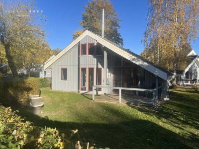 Modernes Ferienhaus in 1. Reihe - alleinstehend-in schönster Lage mit Blick auf den See
