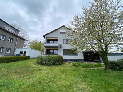 Charmante, helle Dachgeschosswohnung mit besonderem Flair – zentral in Schönaich