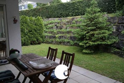 Attraktive 2-Zi.-Wohnung mit großer Terrasse und schönem Garten in bevorzugter Wohnlage