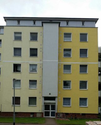 helle zwei Zimmer Wohnung mit Balkon Nähe Stöckener Markt