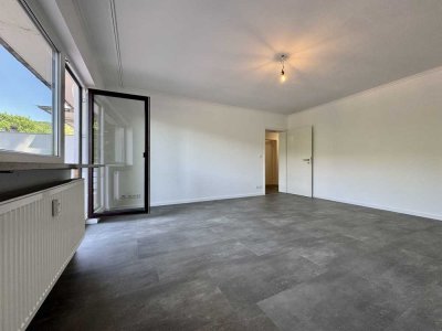 +++ Renovierte 2-Zimmer-Wohnung mit großem Balkon und Fernblick +++