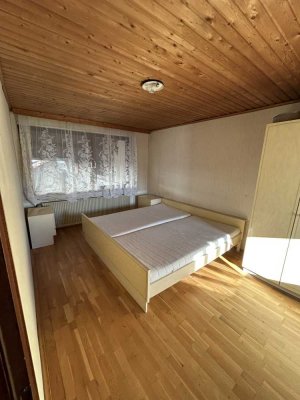 WG-Zimmer in zentraler Lage von Weisenheim am Berg
