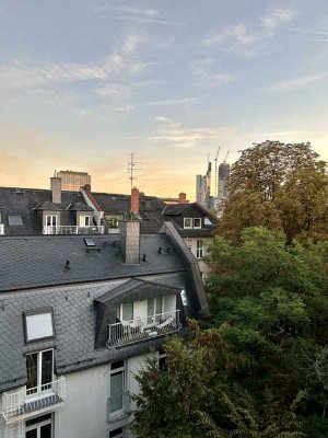 Möblierte 1-Zimmerwohnung mit Balkon und Skylineblick im Nordend-West