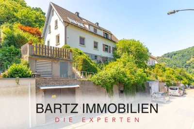 Charakteristische Doppelhaushälfte mit Gartenidylle und Weitblick