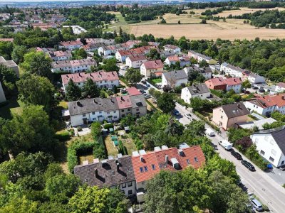 Reiheneckhaus in Regensburg mit vielen Möglichkeiten, KfW-Förderung und großartigem Garten!