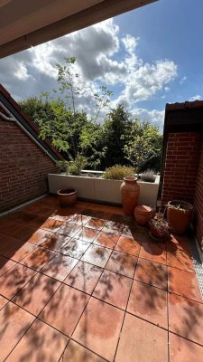 Terrassenhaus_tolle Wohnung mit traumhaften Ausblick und Tiefgaragenstellplatz